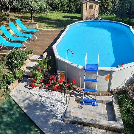 Il Fienile Del Colle Villa Pescia Luaran gambar