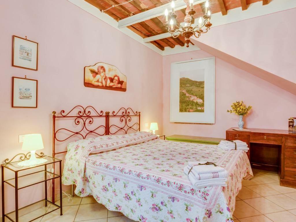 Il Fienile Del Colle Villa Pescia Luaran gambar