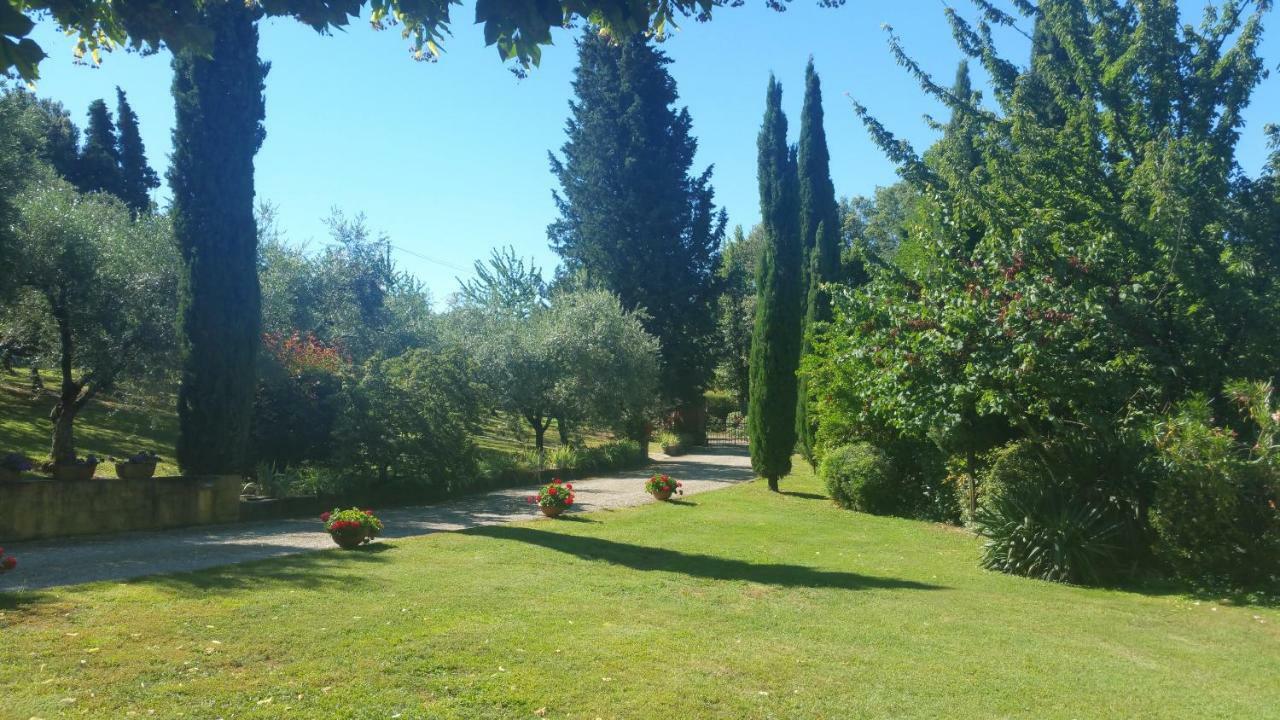 Il Fienile Del Colle Villa Pescia Luaran gambar