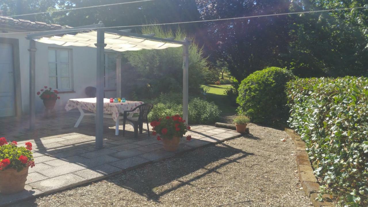 Il Fienile Del Colle Villa Pescia Luaran gambar